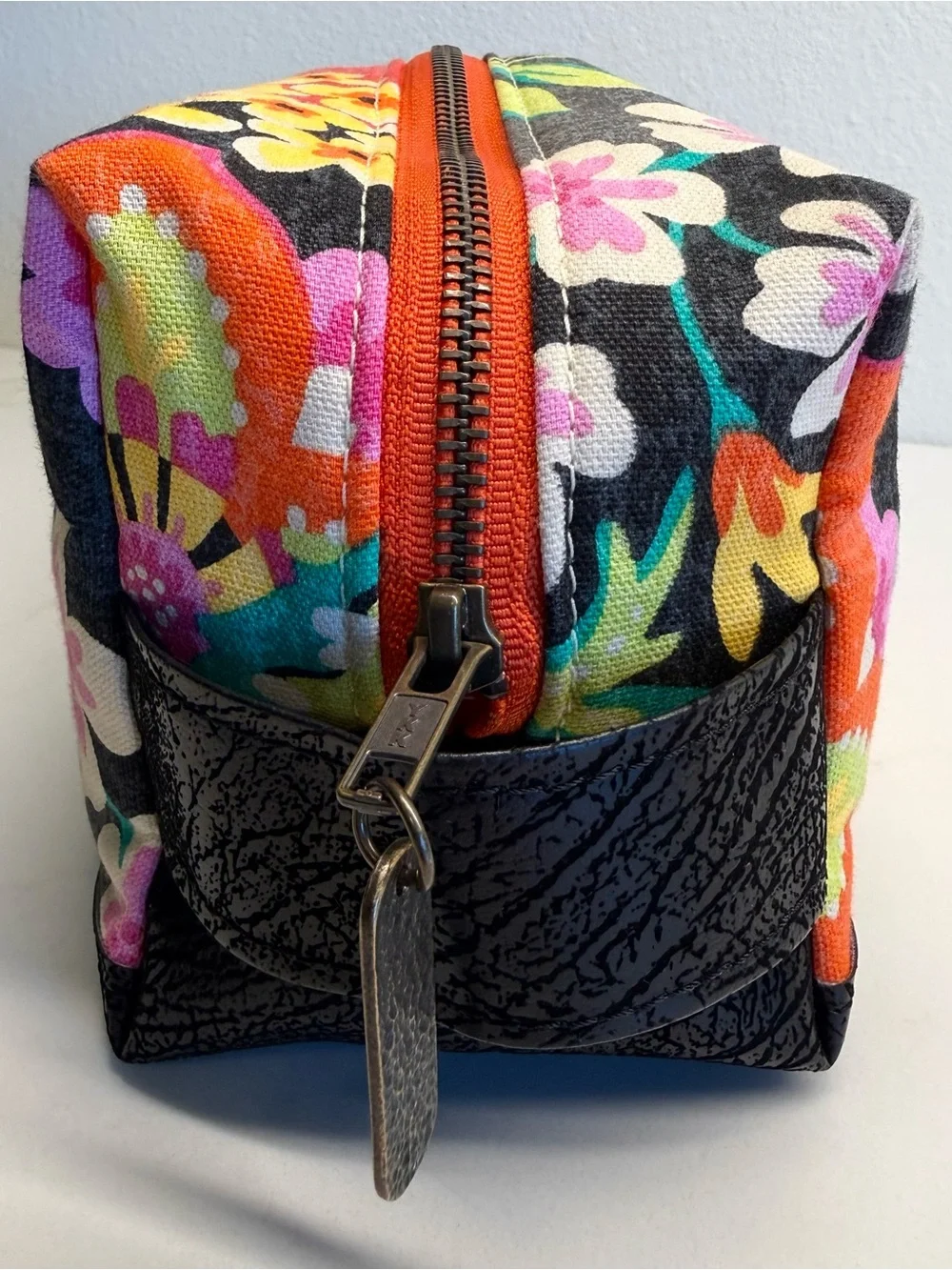 Rebecca Scott Designs Kinley Cube Retired Floral Cosmetic Travel Bag